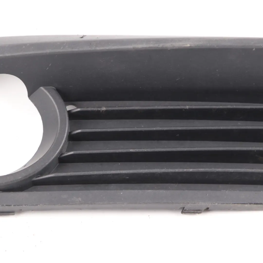 Fog Light Cover BMW F20 F21 LCI Front Bumper Right O/S Grid Grille Trim to with Part number 7371666 Fog Light Cover BMW F20 F21 LCI Front Bumper Right O/S Grid Grille Trim - SKU 7371666-1 - Part number 7371666