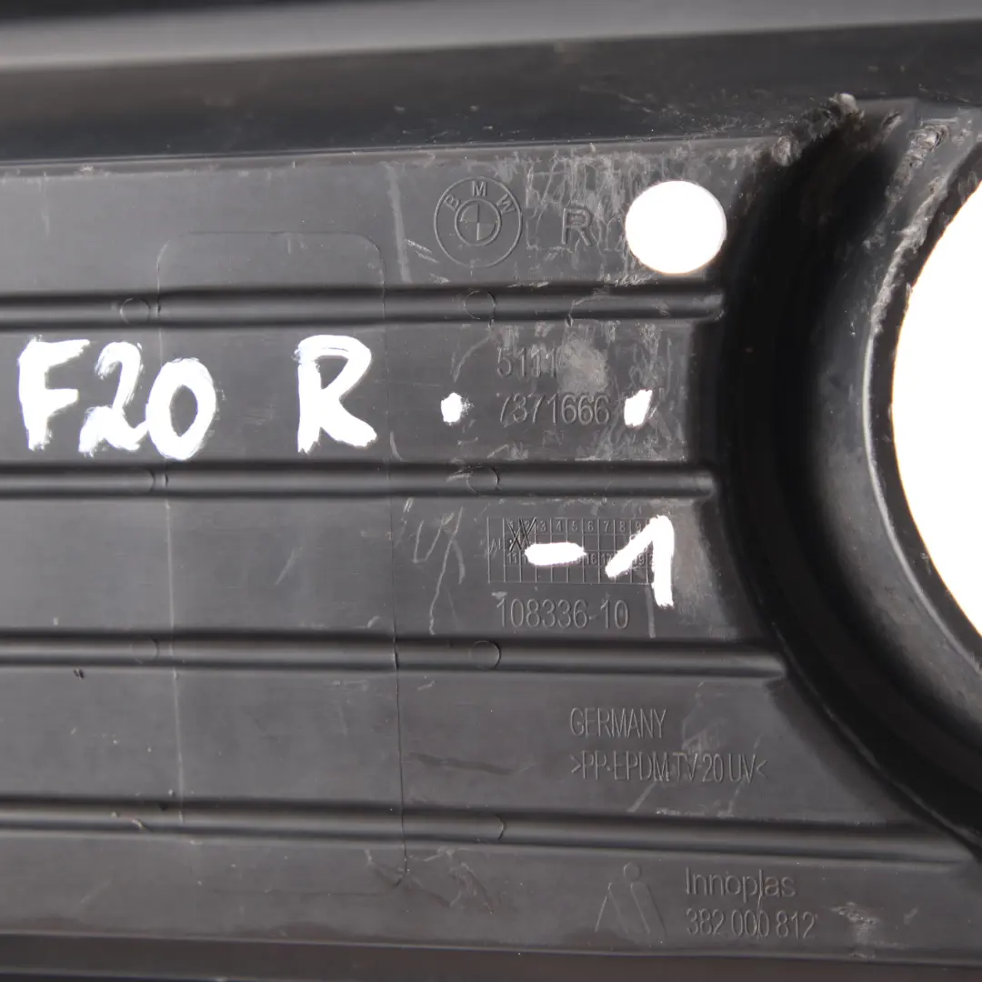 Fog Light Cover BMW F20 F21 LCI Front Bumper Right O/S Grid Grille Trim to with Part number 7371666 Fog Light Cover BMW F20 F21 LCI Front Bumper Right O/S Grid Grille Trim - SKU 7371666-1 - Part number 7371666