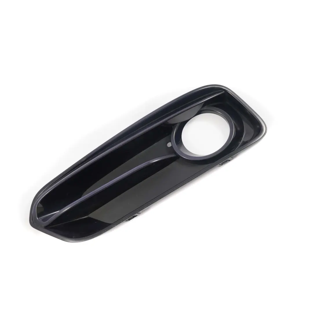 Nebelscheinwerfer M Gitter Stossfänger Vorn Rechts für BMW F20 F21 mit Teilenummer 7371667 BMW F20 F21 Nebelscheinwerfer M Gitter Stossfänger Vorn Rechts - SKU 7371667 - Teilenummer 7371667