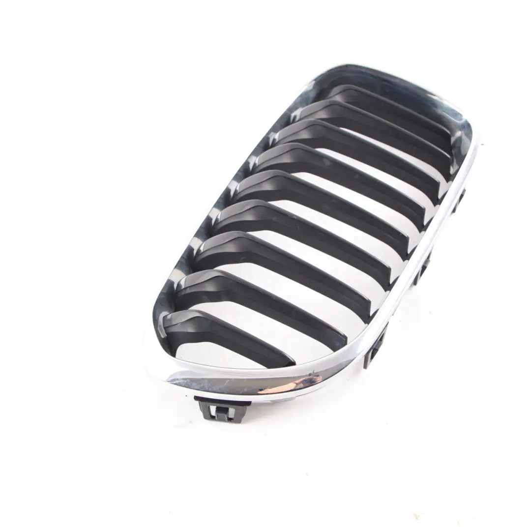Frontgrill Stoßstangenverkleidung Rechts Chrom für BMW F20 F21 LCI M Sport mit Teilenummer 7371686 BMW F20 F21 LCI M Sport Frontgrill Stoßstangenverkleidung Rechts Chrom - SKU 7371686-1 - Teilenummer 7371686