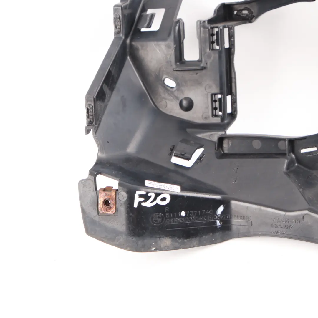 Inserto Paraurti Anteriore Destro Pannello Staffa per BMW F20 F21 LCI con numero di parte 7371740 BMW F20 F21 LCI Inserto Paraurti Anteriore Destro Pannello Staffa - SKU 7371740 - Numero di parte 7371740