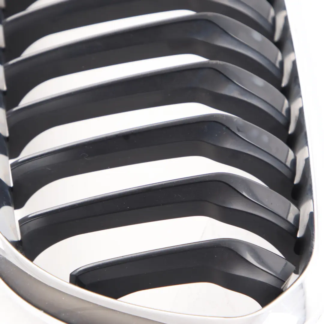 Frontgrill BMW F20 F21 LCI Stoßstange Mitte Abdeckung Niere Links Trim für mit Teilenummer 7371747 Frontgrill BMW F20 F21 LCI Stoßstange Mitte Abdeckung Niere Links Trim - SKU 7371747-1 - Teilenummer 7371747