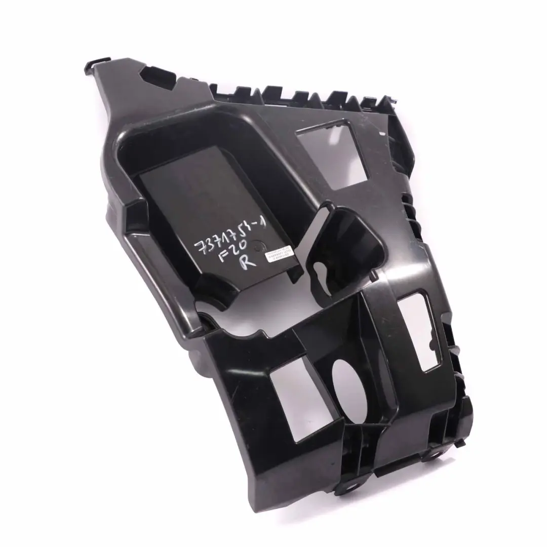 Soporte Parachoques Trasero Soporte Guia Derecho para BMW F20 F21 LCI con número de pieza 7371754 BMW F20 F21 LCI Soporte Parachoques Trasero Soporte Guia Derecho - SKU 7371754-1 - Número de pieza 7371754