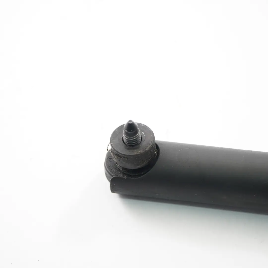 Tapa del maletero Tailgate Soporte inferior Strut para BMW X5 F15 F85 con número de pieza 7371765 BMW X5 F15 F85 Tapa del maletero Tailgate Soporte inferior Strut - SKU 7371765 - Número de pieza 7371765