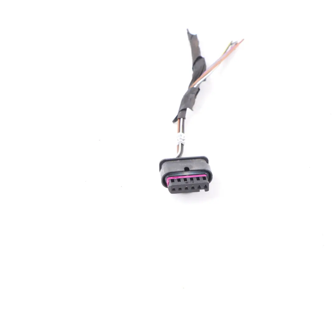 BMW F31 LCI Luz Trasera Panel Lateral Izquierda Enchufe Cableado 1-2141397-1 - SKU 7372209-3 - Número de pieza 7372209