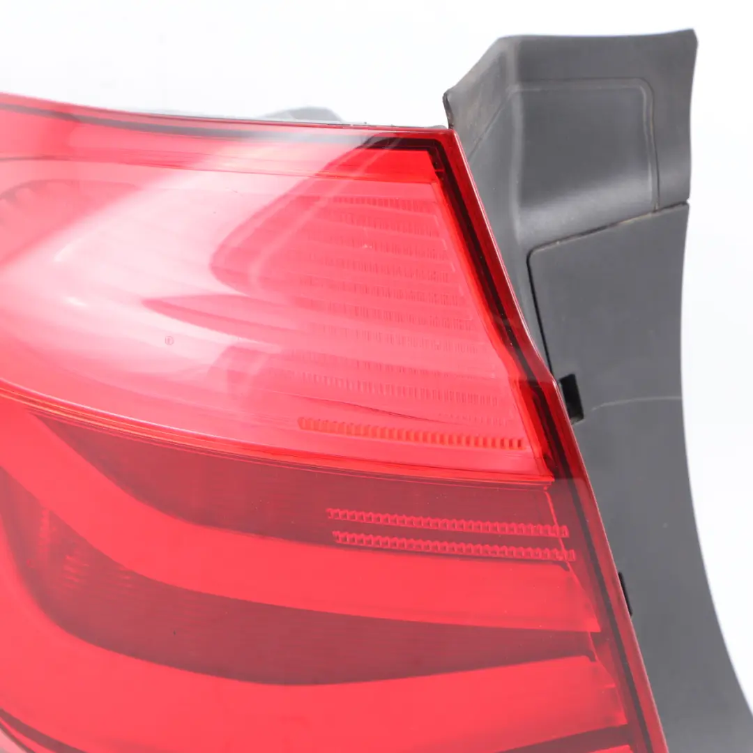 BMW F31 LCI Luz Trasera Iluminación En El Panel Lateral Izquierdo - SKU 7372209 - Número de pieza 7372209