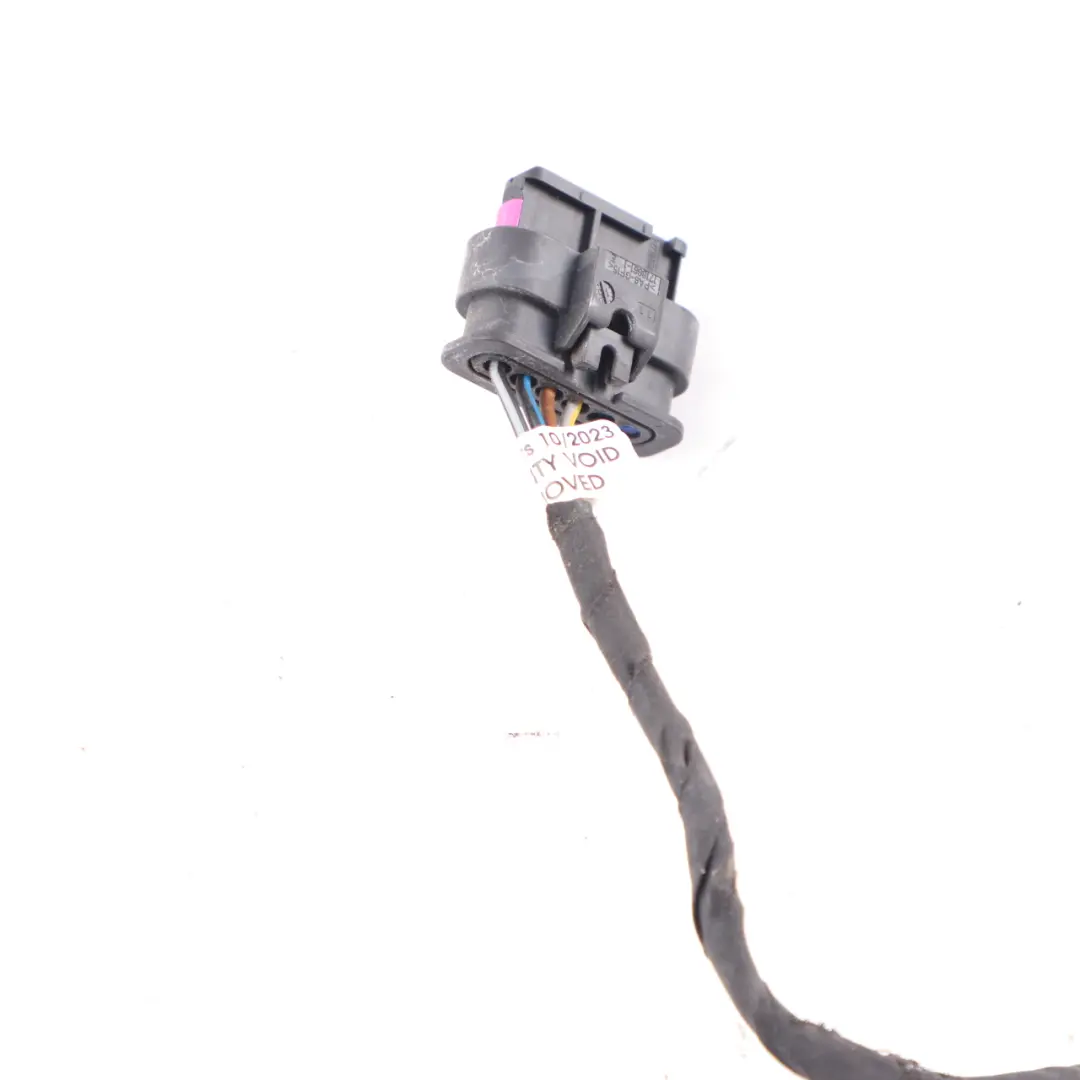 Feu arrière Feu Latéral Panneau Droit Prise de Courant 1-2141397-1 pour BMW F31 LCI à propos du numéro de pièce 7372210 BMW F31 LCI Feu arrière Feu Latéral Panneau Droit Prise de Courant 1-2141397-1 - SKU 7372210-3 - Numéro de pièce 7372210