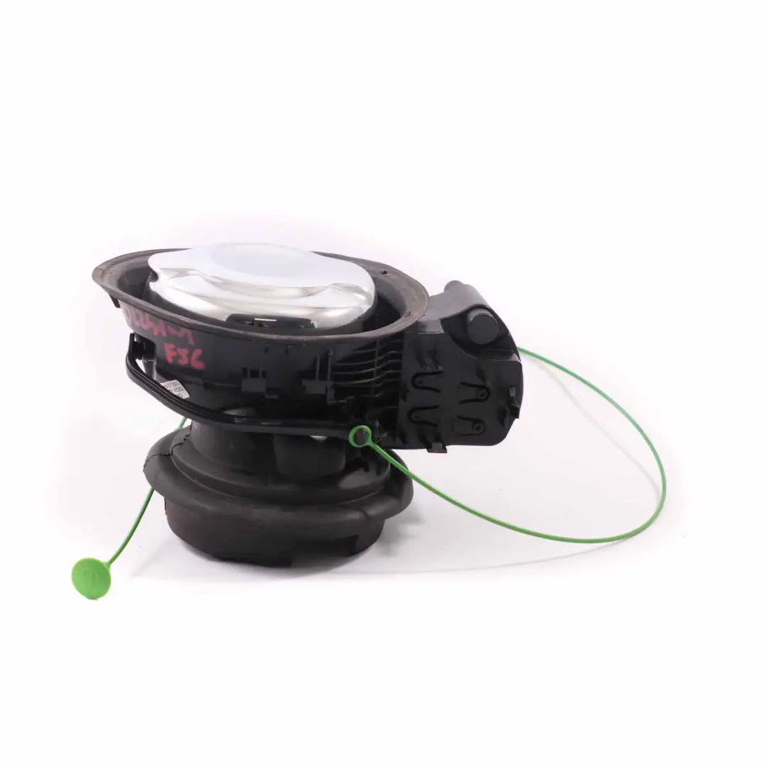 Coperchio serbatoio Mini F56 che copre il tappo del serbatoio cromato per con numero di parte 7372607 Coperchio serbatoio Mini F56 che copre il tappo del serbatoio cromato - SKU 7372607 - Numero di parte 7372607