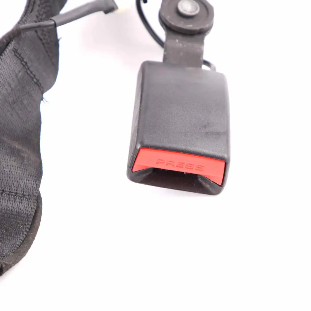 Boucle Siège Tendeur Ceinture Inférieure Arrière Centrale Droite pour BMW F34 à propos du numéro de pièce 7373201 BMW F34 Boucle Siège Tendeur Ceinture Inférieure Arrière Centrale Droite - SKU 7373201 - Numéro de pièce 7373201