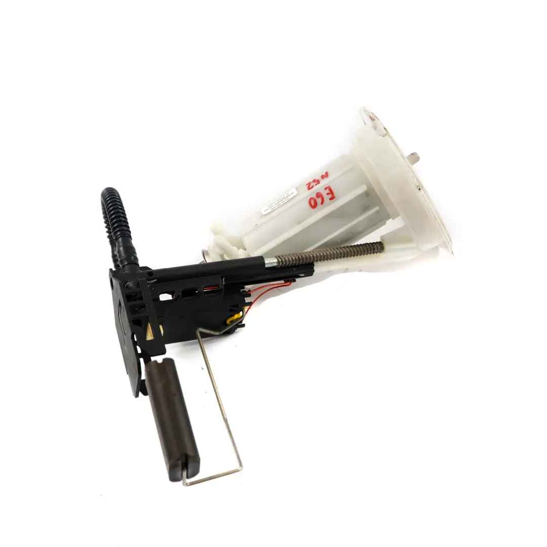 Benzina N52 Filtro Carburante Pressione per BMW E60 E61 E63 E64 con numero di parte 7373514 BMW E60 E61 E63 E64 Benzina N52 Filtro Carburante Pressione - SKU 7373514 - Numero di parte 7373514