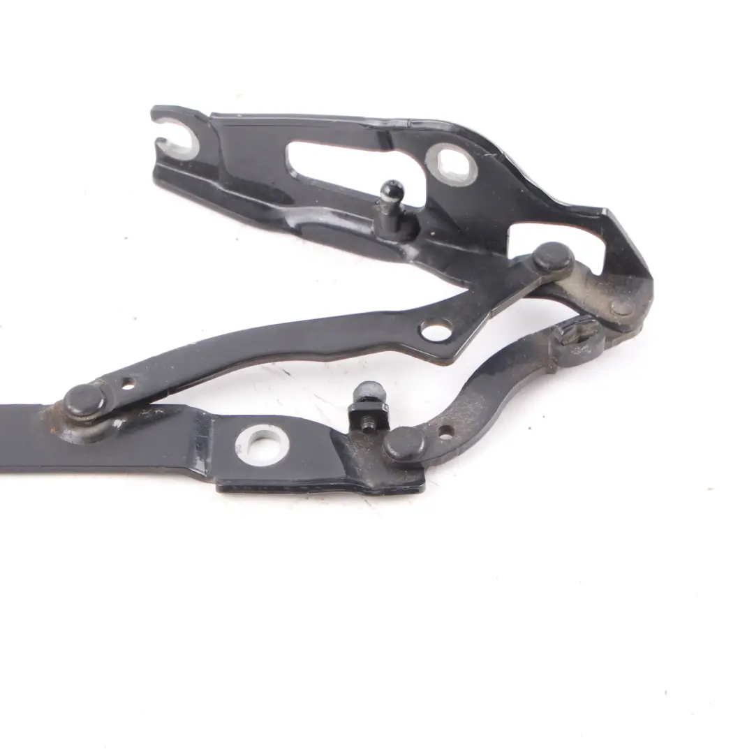 Cerniera chiusura bagagliaio sinistra Nero Zaffiro - 475 7304557 per BMW F22 F23 con numero di parte 7373847 BMW F22 F23 Cerniera chiusura bagagliaio sinistra Nero Zaffiro - 475 7304557 - SKU 7373847-BS - Numero di parte 7373847