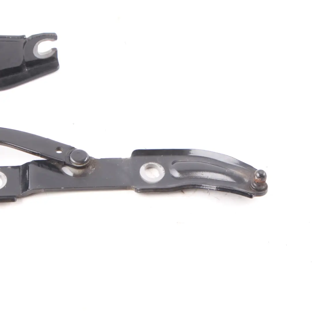 Tapa Maletero Bisagra Trasera Derecha Negro Sapphire - 475 7304558 para BMW F22 F23 con número de pieza 7373848 BMW F22 F23 Tapa Maletero Bisagra Trasera Derecha Negro Sapphire - 475 7304558 - SKU 7373848-BS - Número de pieza 7373848