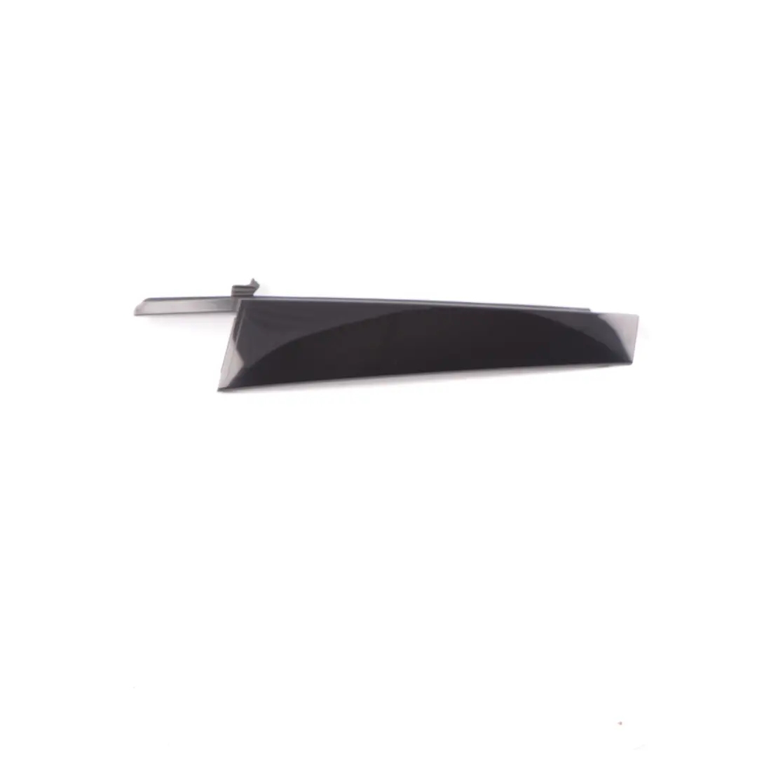BMW F45 Couvercle Colonne B Porte Arrière Droite Finition Brillante - SKU 7373924-1 - Numéro de pièce 7373924