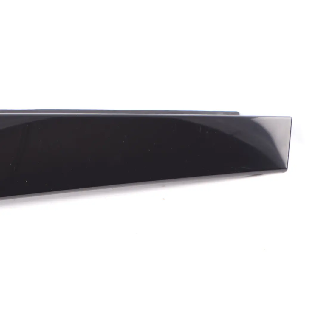 BMW F45 Copertura Colonna B Porta Posteriore Destra Finitura Alta Lucentezza - SKU 7373924-1 - Numero di parte 7373924