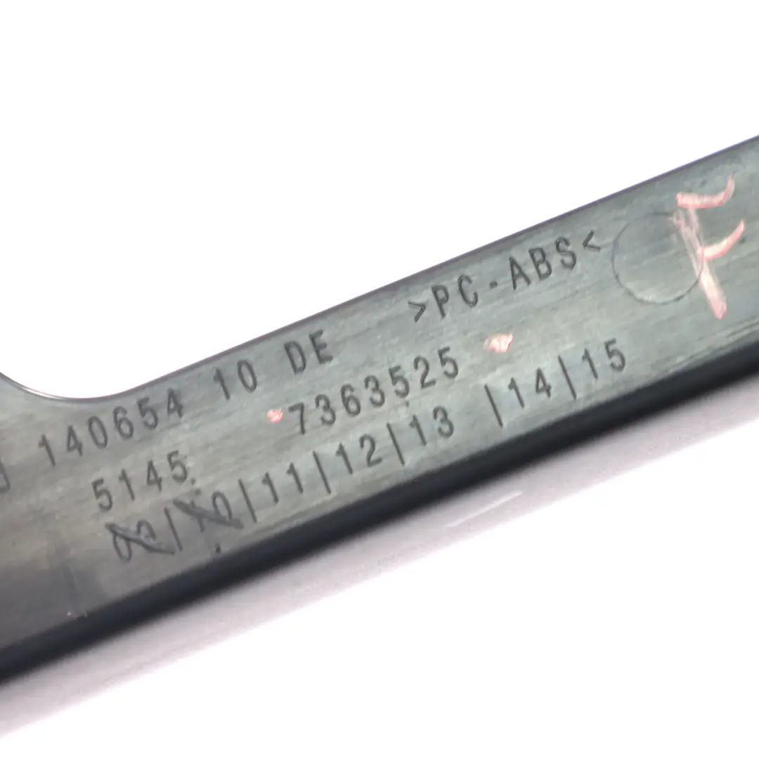 BMW F45 Joint de vitre custode Avant Gauche Triangle Intérieur Noir 7363525 - SKU 7374847 - Numéro de pièce 7374847
