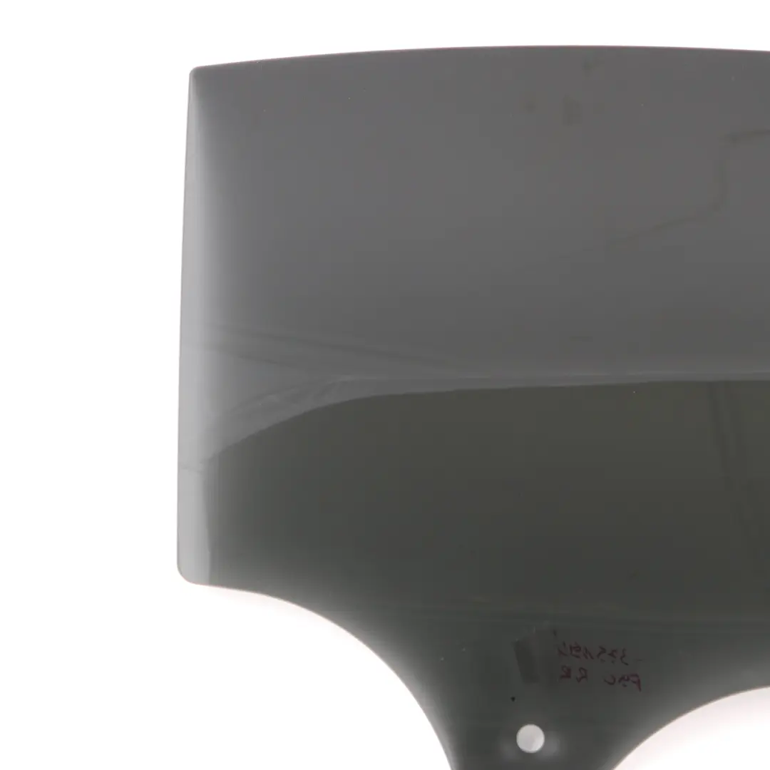 Finestra laterale porta verde posteriore destra AS3 Nero SSG per BMW G30 con numero di parte 7375194 BMW G30 Finestra laterale porta verde posteriore destra AS3 Nero SSG - SKU 7375194 - Numero di parte 7375194