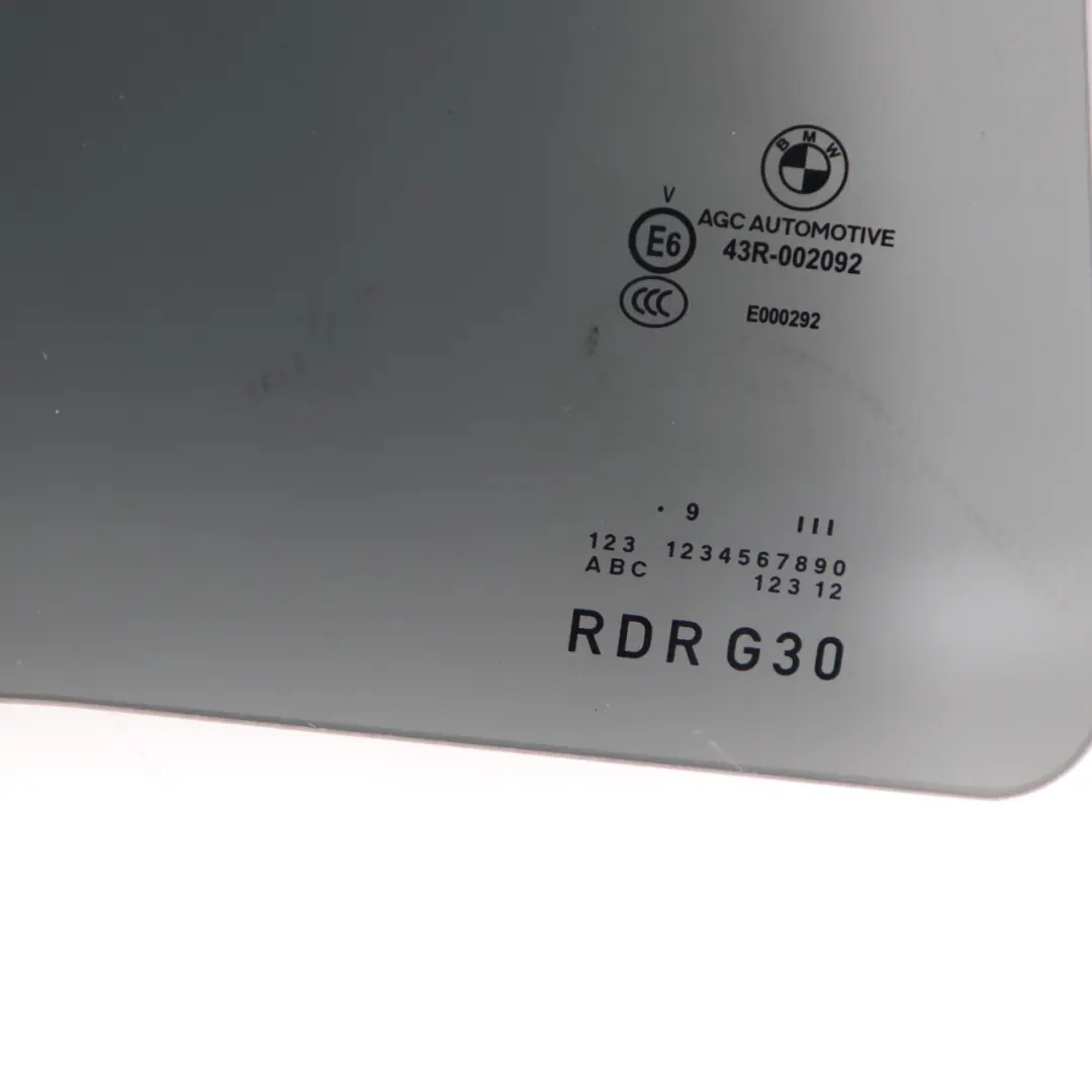 Fenêtre Latérale Porte Verte Arrière Droite AS3 Noir SSG pour BMW G30 à propos du numéro de pièce 7375194 BMW G30 Fenêtre Latérale Porte Verte Arrière Droite AS3 Noir SSG - SKU 7375194 - Numéro de pièce 7375194