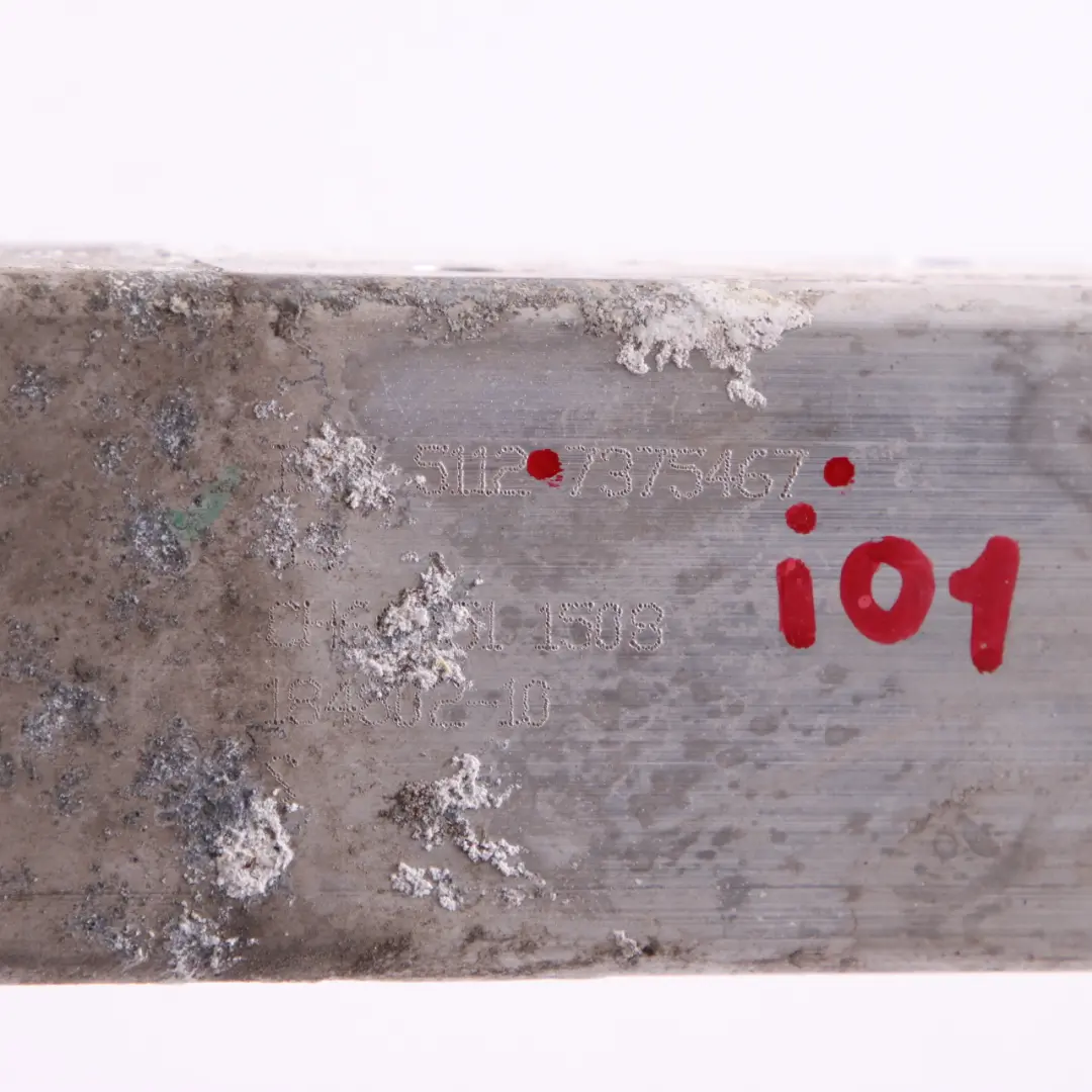 Paraurti posteriore sinistro Elemento deformazione paraurti per BMW i3 I01 con numero di parte 7375467 BMW i3 I01 Paraurti posteriore sinistro Elemento deformazione paraurti - SKU 7375467 - Numero di parte 7375467