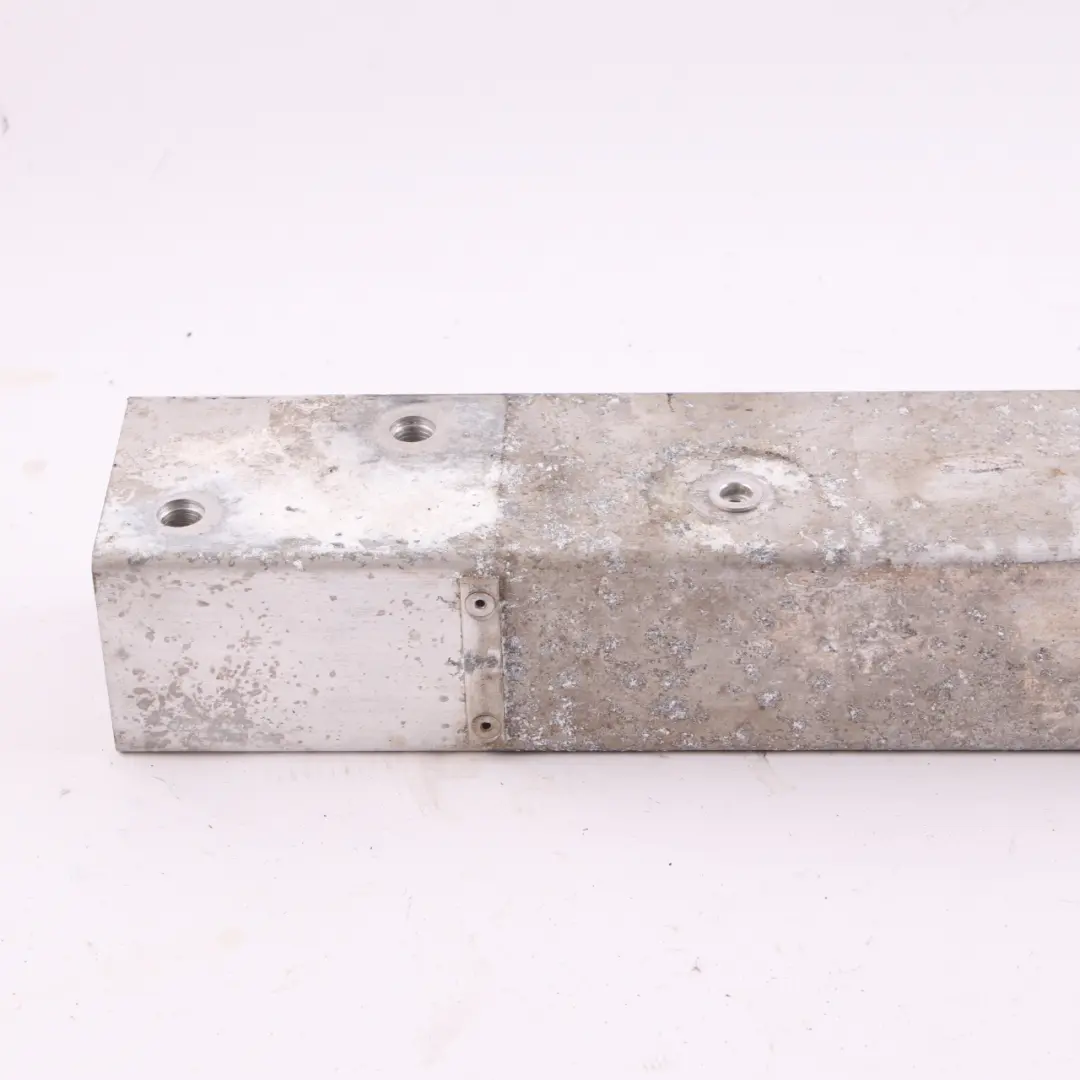 Parachoques Trasero Izquierdo Elemento Deformación Parachoques para BMW i3 I01 con número de pieza 7375467 BMW i3 I01 Parachoques Trasero Izquierdo Elemento Deformación Parachoques - SKU 7375467 - Número de pieza 7375467