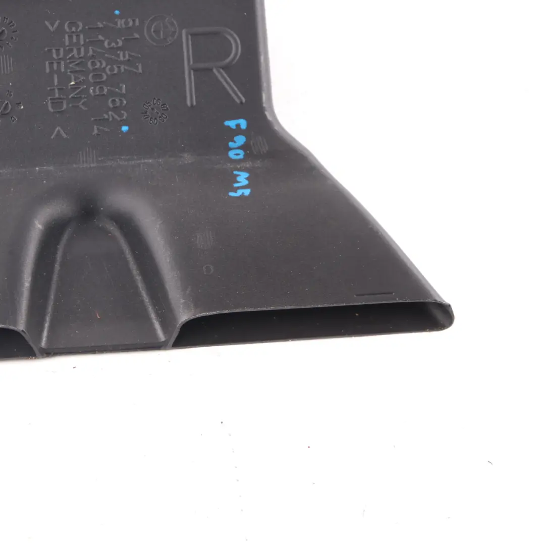 Duct BMW G30 G31 Rear Compartment Vent Right O/S to Air with Part number 7375762 Air Duct BMW G30 G31 Rear Compartment Vent Right O/S - SKU 7375762 - Part number 7375762