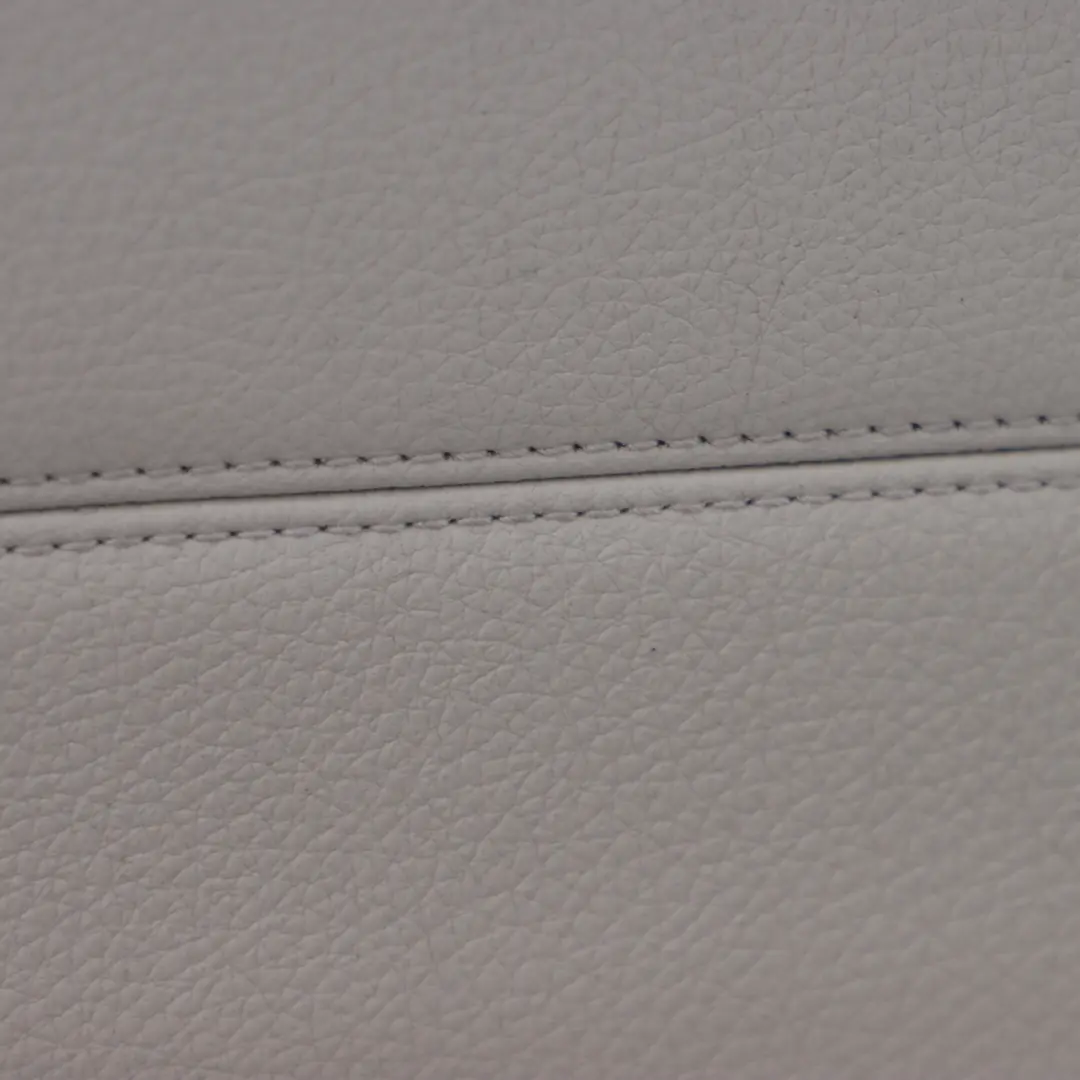 Embellecedor Tarjeta Puerta Delantera Derecha0 Cuero Marfil Blanco para BMW F36 con número de pieza 7376362 BMW F36 Embellecedor Tarjeta Puerta Delantera Derecha0 Cuero Marfil Blanco - SKU 7376362 - Número de pieza 7376362