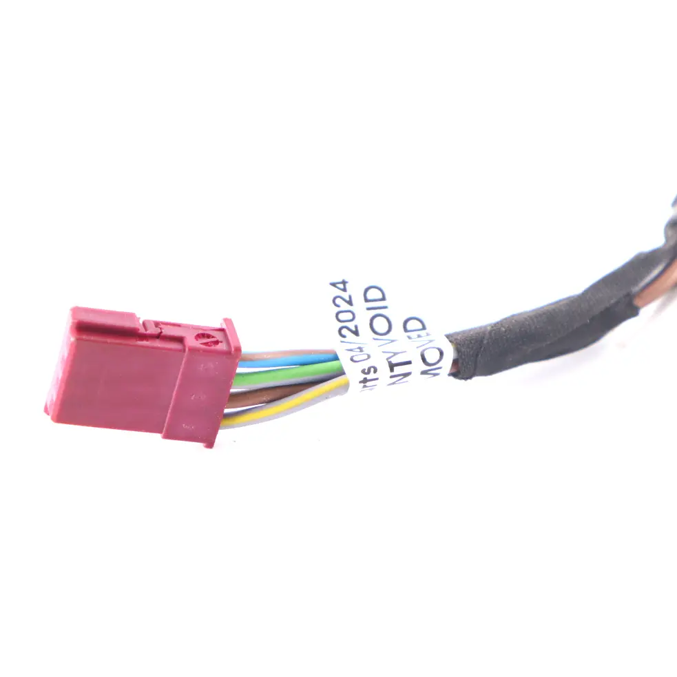 BMW G30 F90 M5 Tail Light Lamp Cable Socket Wiring Rear Right O/S 8377240 - SKU 7376464-2 - Part number 7376464