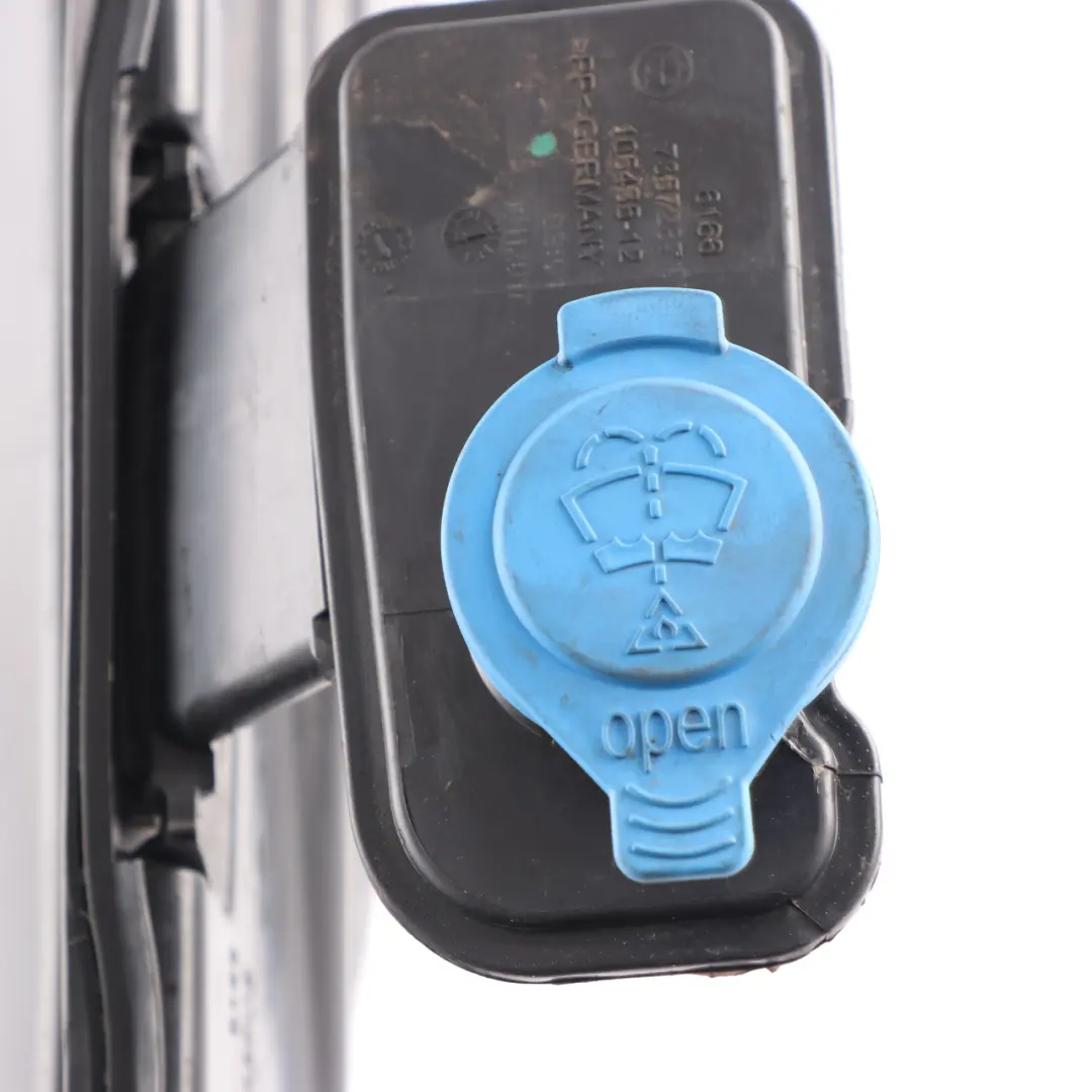 Windschutzscheibenwaschanlage Flasche Flüssigkeitsbehälter für BMW G11 G30 mit Teilenummer 7377035 BMW G11 G30 Windschutzscheibenwaschanlage Flasche Flüssigkeitsbehälter - SKU 7377035 - Teilenummer 7377035