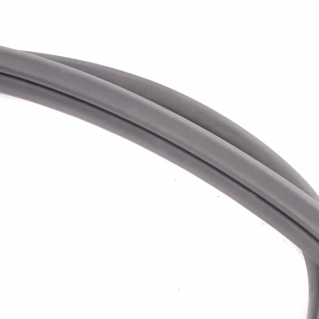 Posteriore Destra Guarnizione Porta Paraurti per BMW F31 Touring con numero di parte 7377416 BMW F31 Touring Posteriore Destra Guarnizione Porta Paraurti - SKU 7377416 - Numero di parte 7377416