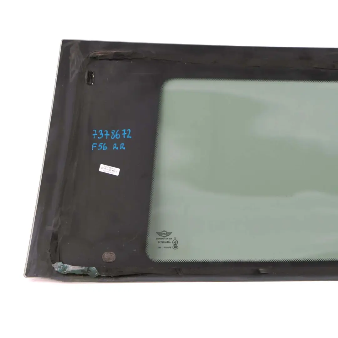 Ventana Trasera Lateral Cuarto De Vidrio Tintado Negro Derecho para Mini Cooper F56 con número de pieza 7378672 Mini Cooper F56 Ventana Trasera Lateral Cuarto De Vidrio Tintado Negro Derecho - SKU 7378672 - Número de pieza 7378672