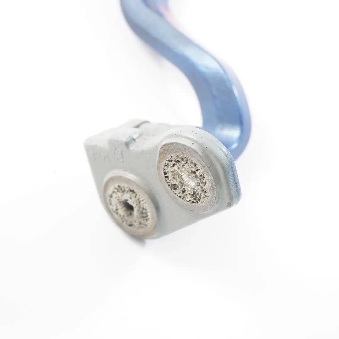 Charnière de hayon de coffre arrière droite Estoril Blue - B45 7314608 pour BMW F36 à propos du numéro de pièce 7378802 BMW F36 Charnière de hayon de coffre arrière droite Estoril Blue - B45 7314608 - SKU 7378802-EB - Numéro de pièce 7378802