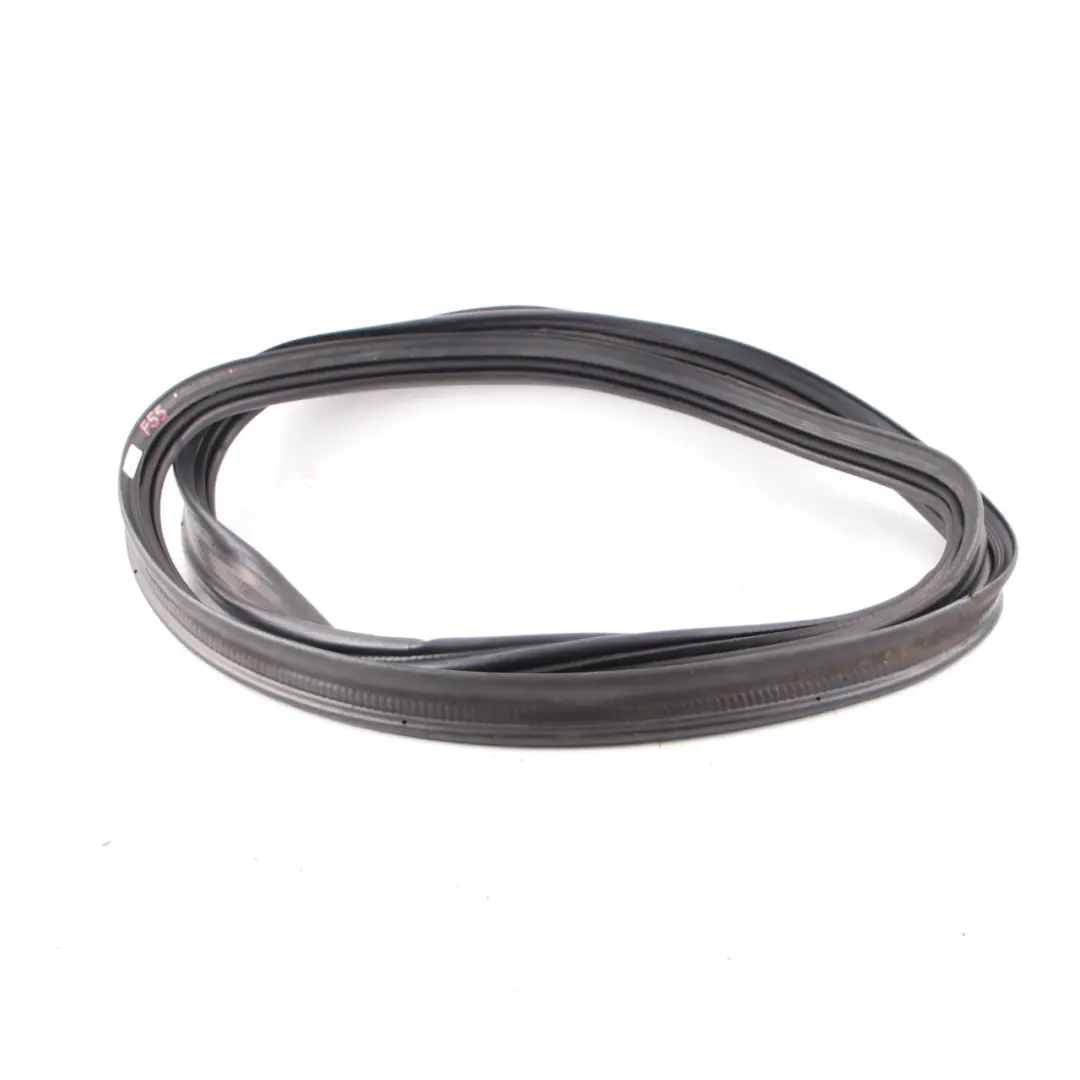 Guarnizione Portellone Posteriore per Mini Cooper One F55 con numero di parte 7379602 Mini Cooper One F55 Guarnizione Portellone Posteriore - SKU 7379602 - Numero di parte 7379602
