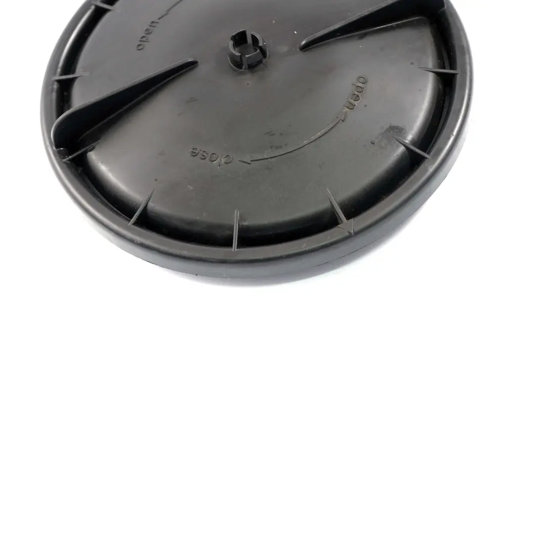 Cache phare Bulb Cover 1305219150 pour BMW F80 M3 F33 F83 M4 à propos du numéro de pièce 7379845 BMW F80 M3 F33 F83 M4 Cache phare Bulb Cover 1305219150 - SKU 7379845 - Numéro de pièce 7379845