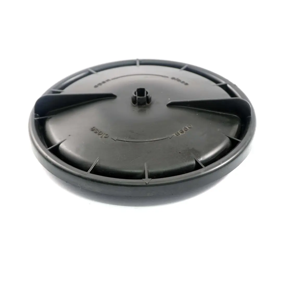 Pokrywka Dekiel Lampy Przedniej 1305219150 do BMW F32 F82 M4 o numerze 7379845 BMW F32 F82 M4 Pokrywka Dekiel Lampy Przedniej 1305219150 - SKU 7379845 - Numer Części 7379845