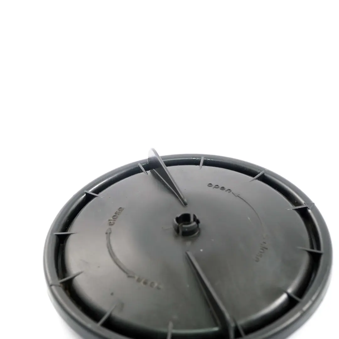 BMW F80 M3 F33 F83 M4 Scheinwerferabdeckkappe Glühbirnenabdeckung 1305219150 - SKU 7379845 - Teilenummer 7379845