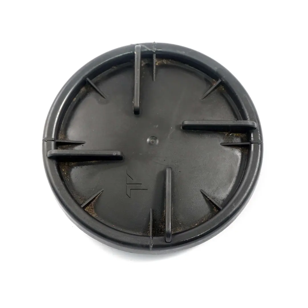 Headlight Covering Cap Low Beam Cover 1305239308 to BMW F80 M3 F32 F33 F83 M4 with Part number 7379846 BMW F80 M3 F32 F33 F83 M4 Headlight Covering Cap Low Beam Cover 1305239308 - SKU 7379846 - Part number 7379846