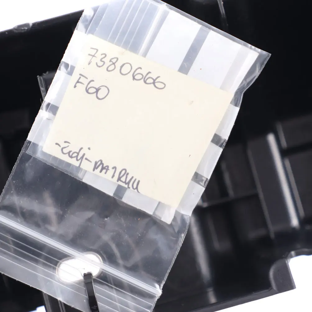 Mini Countryman F60 Mocowanie Podłogi Bagażnika - SKU 7380666 - Numer Części 7380666