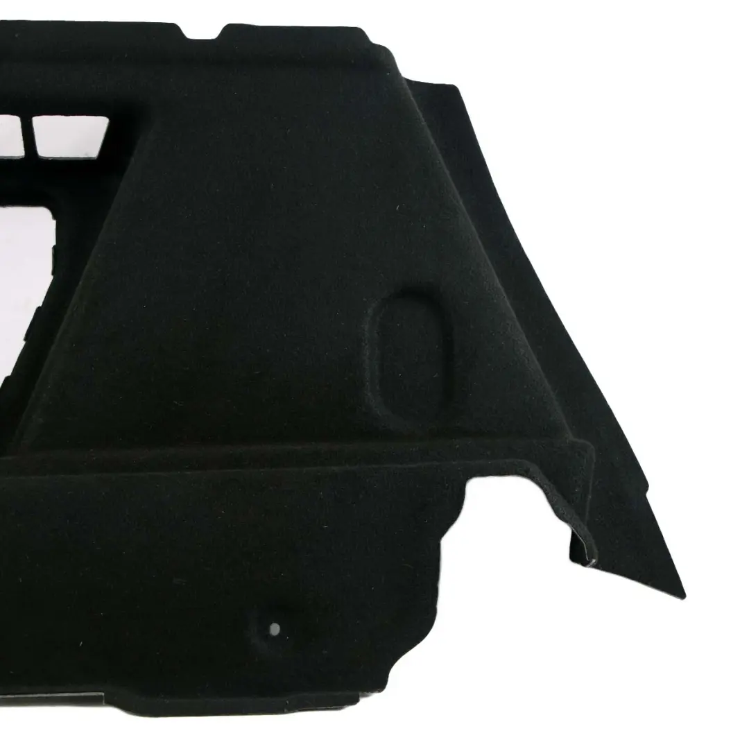 Cubremaletero Panel Trasero Lateral Izquierdo para Mini F60 Countryman con número de pieza 7380667 Mini F60 Countryman Cubremaletero Panel Trasero Lateral Izquierdo - SKU 7380667 - Número de pieza 7380667