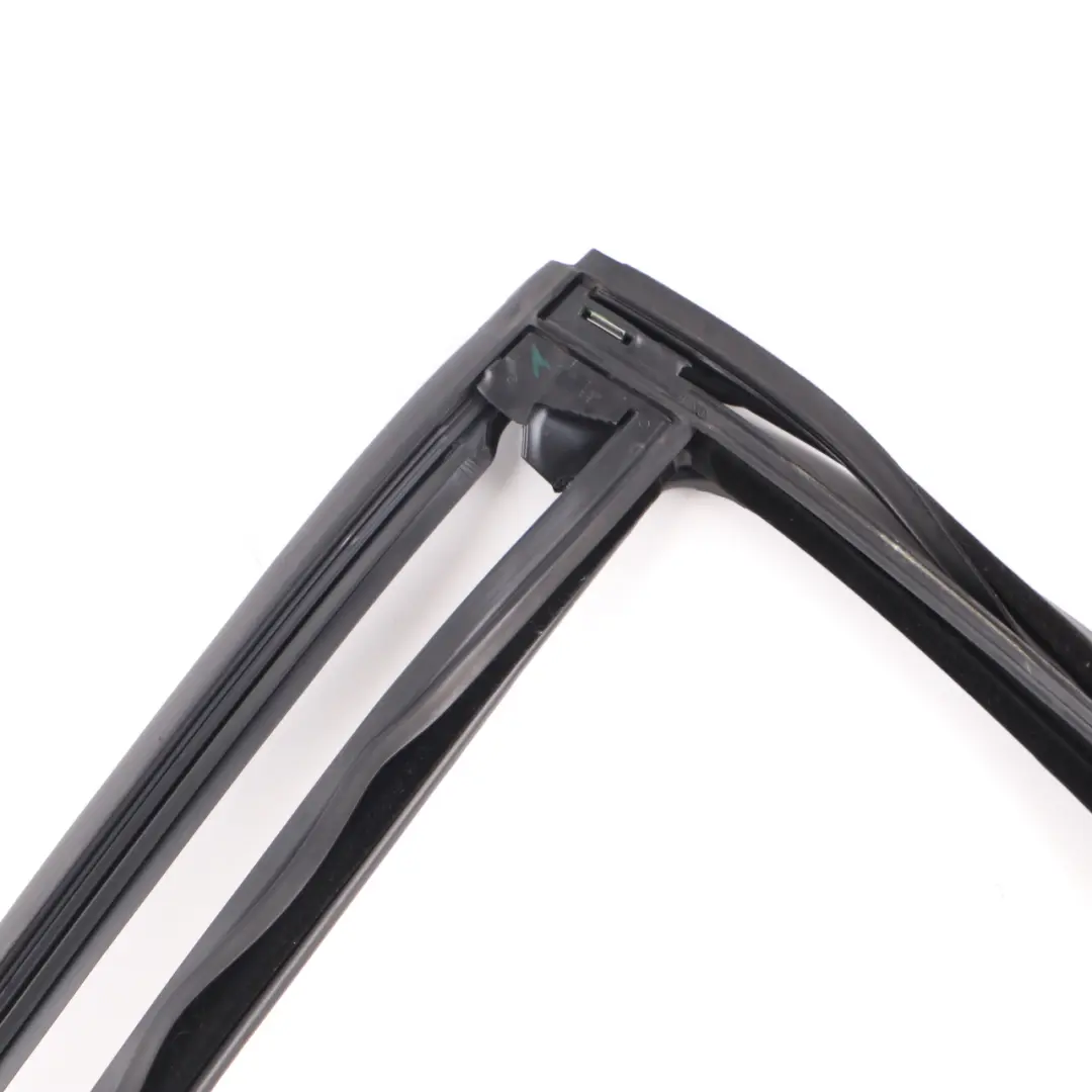 Door Seal Window Guide Sealing Gasket Left N/S to BMW G30 Rear with Part number 7381281 BMW G30 Rear Door Seal Window Guide Sealing Gasket Left N/S - SKU 7381281 - Part number 7381281
