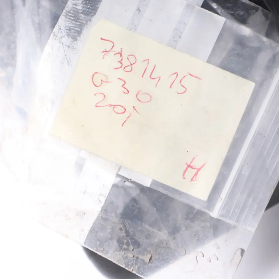 BMW G30 G14 Zbiornik AdBlue Pasywny SCR - SKU 7381415 - Numer Części 7381415