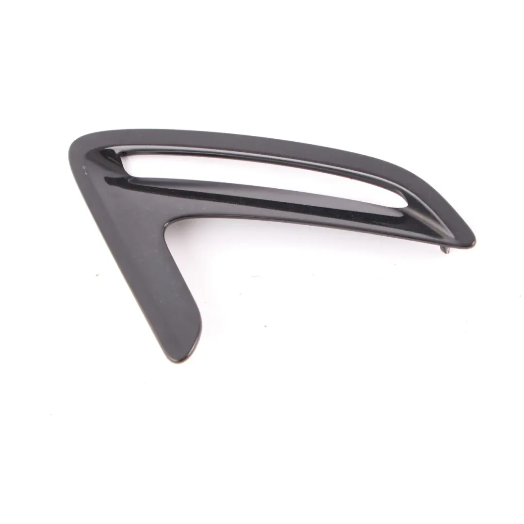 Duct Side Panel Front Right O/S Wing Fender Grille Trim to BMW F34 GT Air with Part number 7382006 BMW F34 GT Air Duct Side Panel Front Right O/S Wing Fender Grille Trim - SKU 7382006 - Part number 7382006