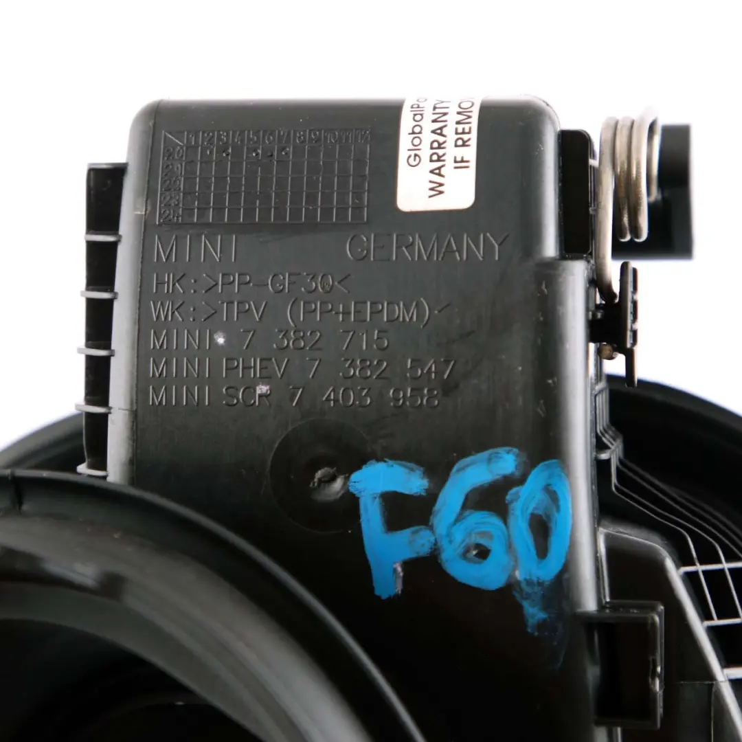 Coperchio dello sportello di rifornimento carburante per Mini Countryman F60 con numero di parte 7382715 Mini Countryman F60 Coperchio dello sportello di rifornimento carburante - SKU 7382715 - Numero di parte 7382715