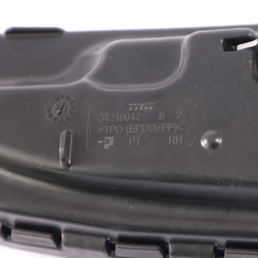 BMW G30 G31 G32 G11 LCI Seat Side Air Module Front Right O/S - SKU 7383542 - Part number 7383542