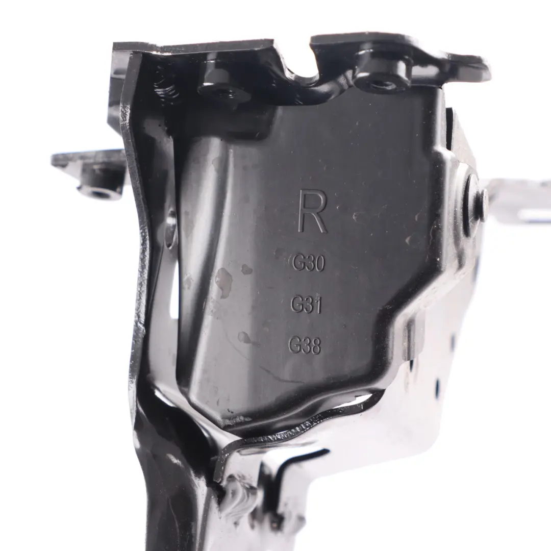 Headlight Bracket BMW G30 G31 G15 Mount Support Right O/S to with Part number 7383858 Headlight Bracket BMW G30 G31 G15 Mount Support Right O/S - SKU 7383858 - Part number 7383858