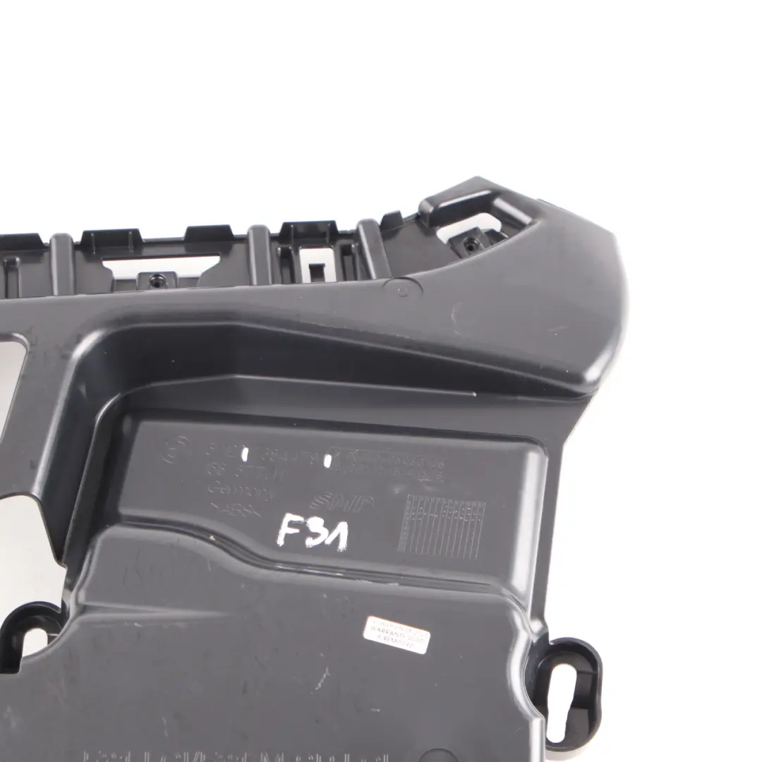 Soporte Parachoques Trasero Soporte Guía Izquierda para BMW F31 LCI M Sport con número de pieza 7384479 BMW F31 LCI M Sport Soporte Parachoques Trasero Soporte Guía Izquierda - SKU 7384479 - Número de pieza 7384479