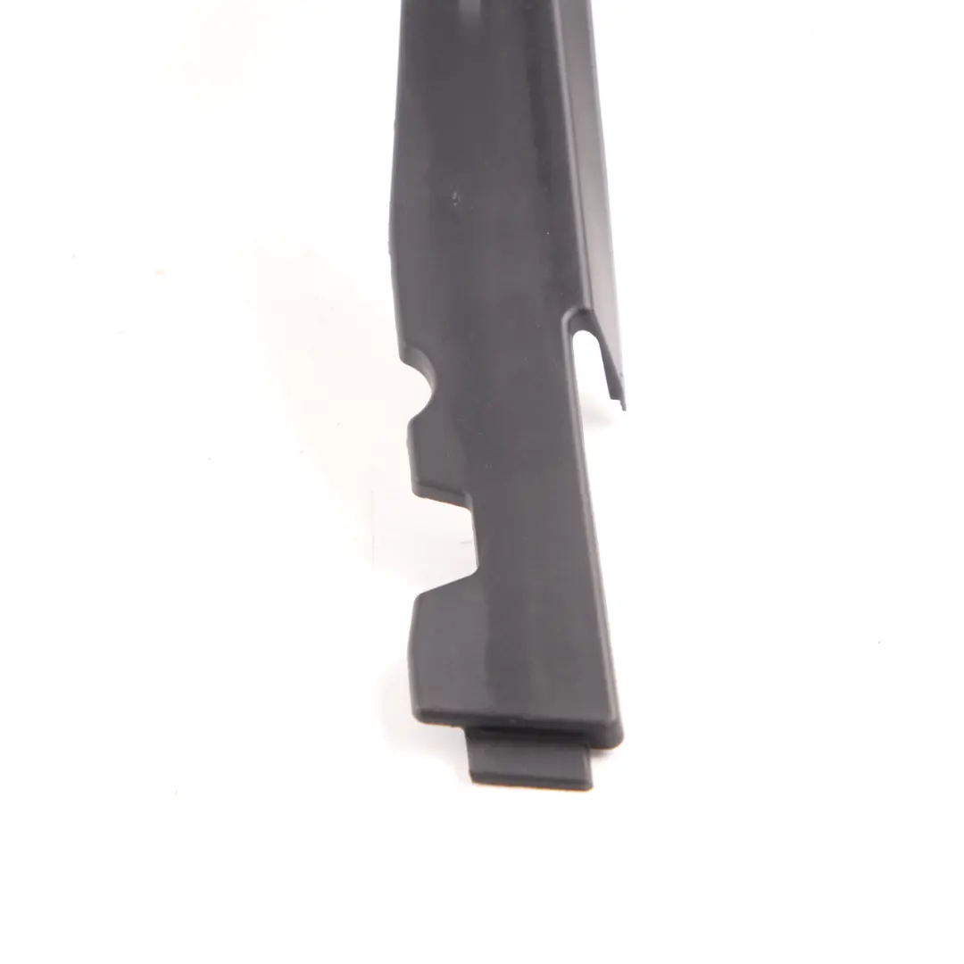 BMW G30 Cadre de Fenêtre de Porte Arrière Gauche Cache Panneau - SKU 7384927 - Numéro de pièce 7384927