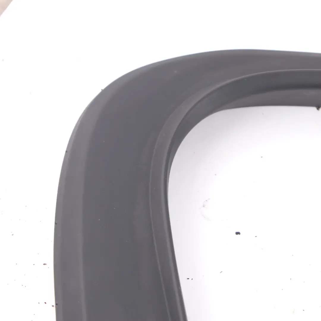 Listwa Osłona Ramy Szyby Drzwi Lewy Tył do BMW G30 o numerze 7384927 BMW G30 Listwa Osłona Ramy Szyby Drzwi Lewy Tył - SKU 7384927 - Numer Części 7384927