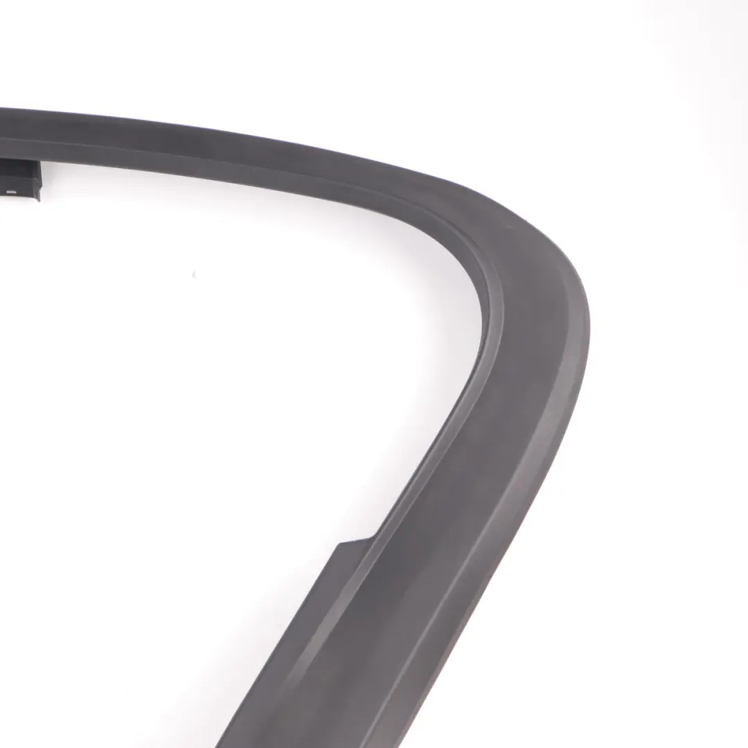 Cadre de Fenêtre de Porte Arrière Droite Cache Panneau pour BMW G30 à propos du numéro de pièce 7384928 BMW G30 Cadre de Fenêtre de Porte Arrière Droite Cache Panneau - SKU 7384928 - Numéro de pièce 7384928