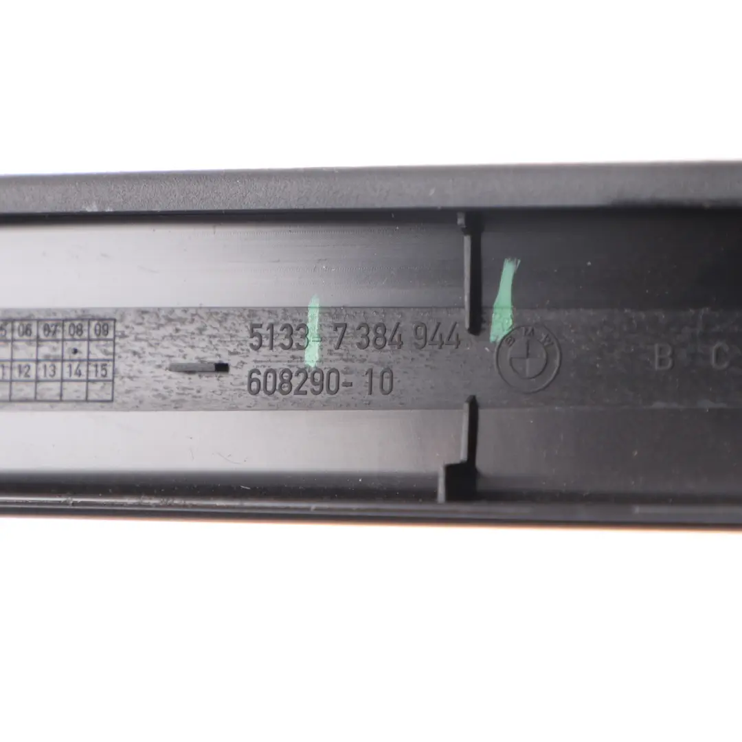 BMW G30 F90 Puerta Trasera Ventana Interior Guía Rail Bar Derecha - SKU 7384944 - Número de pieza 7384944