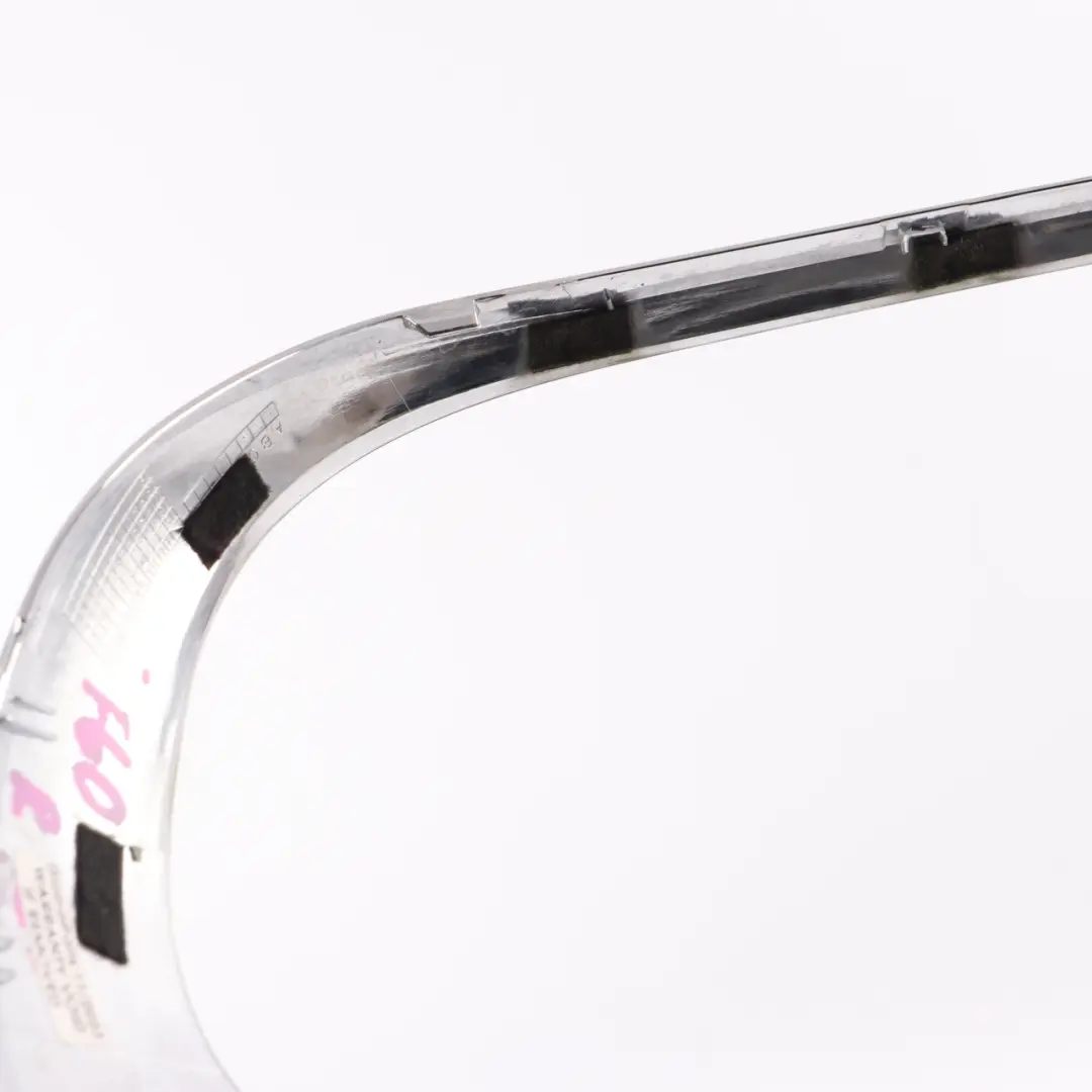 Anello di rifinitura Fanale posteriore destro Cromo per Mini Countryman F60 con numero di parte 7385428 Mini Countryman F60 Anello di rifinitura Fanale posteriore destro Cromo - SKU 7385428 - Numero di parte 7385428