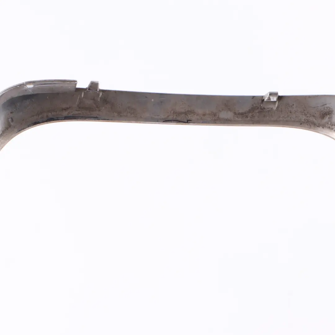 Anneau de finition feu arrière droit chromé pour Mini Countryman F60 à propos du numéro de pièce 7385428 Mini Countryman F60 Anneau de finition feu arrière droit chromé - SKU 7385428 - Numéro de pièce 7385428